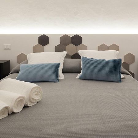 B22 - Comfy Beautiful Loft Apartment Monopoli Exterior photo