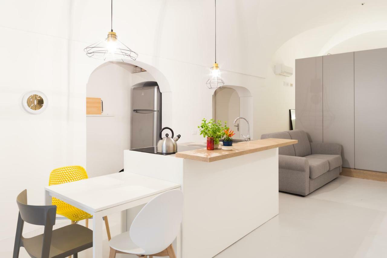 B22 - Comfy Beautiful Loft Apartment Monopoli Exterior photo